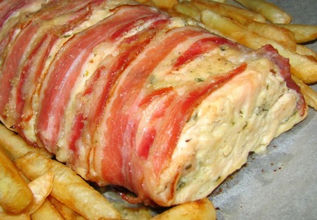 Baconos csirkemell őzgerincben sütve