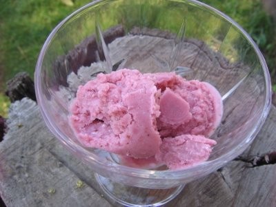 Eper-joghurt fagylalt